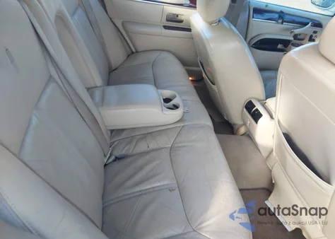 2006 Lincoln Town Car Signature Limited из США, поврежденный, VIN 1LNHM82V86Y609518